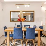 Luxury Four Season Villa 50Met From Sea